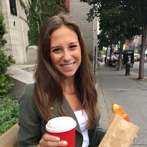 Meet your Posher, Laura